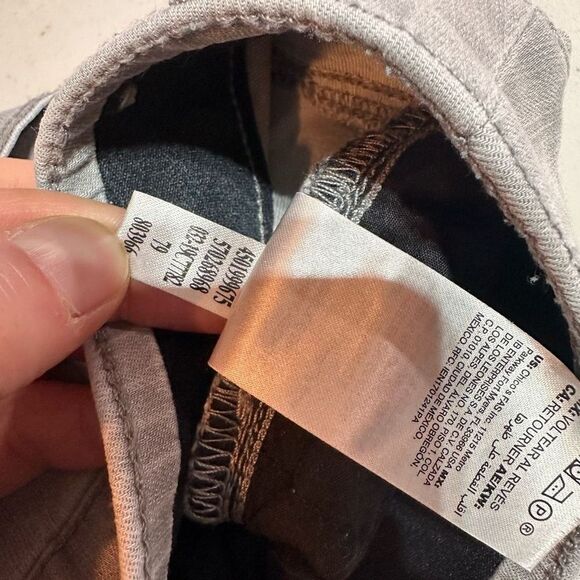 Chico's Women's Mid-Rise Stretch Skinny Jeans Light Gray Granite Wash Size 6 - Picture 11 of 15